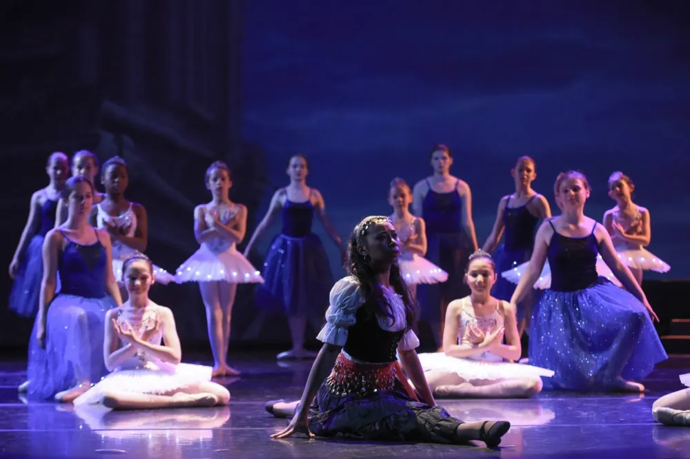 Class'Danse réalisations 2023 (19)webp