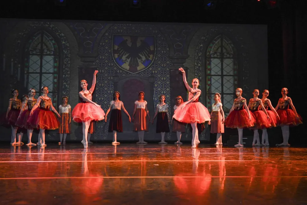 Class'Danse réalisations 2023 (5)webp